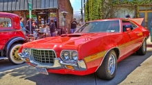  Ford Gran Torino     